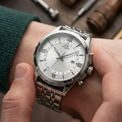 Classic Steel Watch Silver Dial Date Display